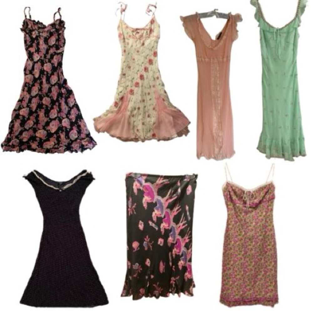 ISO VINTAGE BETSEY JOHNSON DRESSES - Picture 2 of 5
